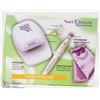Image 1 : NAILS DECORATOR PERFECT NAILS KIT
