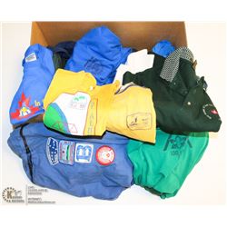 BOX OF ASSORTED SCOUTS T-SHIRTS AND DUFFLE BAG