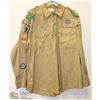 Image 1 : VINTAGE SCOUTS CANADA UNIFORM SHIRT WITH BADGES