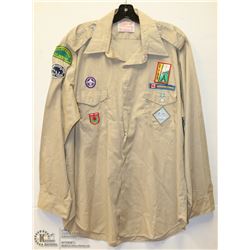 VINTAGE SCOUTS CANADA UNIFORM SHIRT WITH BADGES