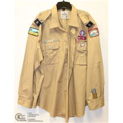 VINTAGE SCOUTS CANADA UNIFORM SHIRT WITH BADGES