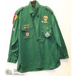 VINTAGE SCOUTS CANADA UNIFORM SHIRT WITH BADGES