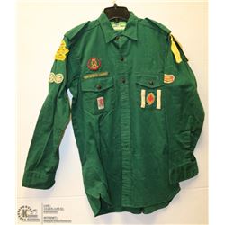VINTAGE SCOUTS CANADA UNIFORM SHIRT WITH BADGES