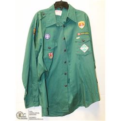 VINTAGE SCOUTS CANADA UNIFORM SHIRT WITH BADGES