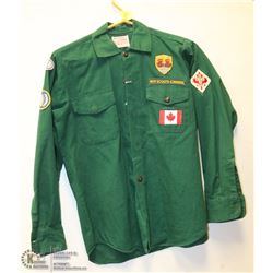 VINTAGE SCOUTS CANADA UNIFORM SHIRT WITH BADGES