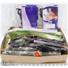 Image 1 : BOX OF SYNTHETIC HAIR FOR WEAVES & EXTENSIONS,