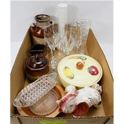 FLAT OF ASSORTED VINTAGE WINE GLASSES, DISHES,