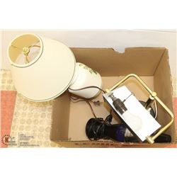 ESTATE BOX OF LIGHT FIXTURES