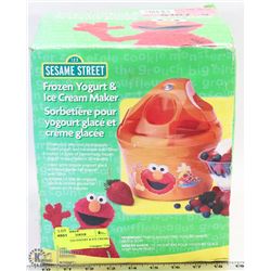 NEW FROZEN YOGURT & ICE CREAM MAKER
