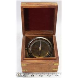 SHIP COMPASS IN WOOD BOX.