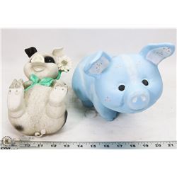 OUTDOOR PIG ORNAMENTS