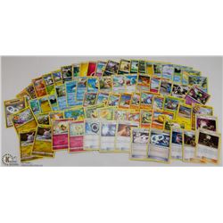 LOT OF 70 POKÉMON CARDS WITH 4 HOLO'S.