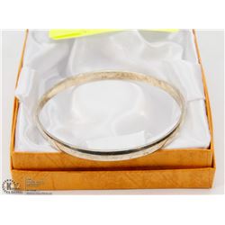 STERLING SILVER BANGLE BRACELET