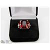 Image 1 : 5 CARAT TOTAL WEIGHT GARNET STYLE RING