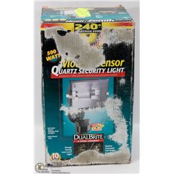 DUALBRITE MOTION SENSING OUTDOOR LIGHT.