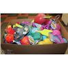 Image 1 : LARGE FLAT OF ASSORTED DOG TOYS