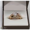Image 1 : GOLD PLATED SOLITAIRE ENGAGEMENT-STYLE
