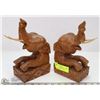 Image 1 : CARVED WOOD ELEPHANT BOOKENDS