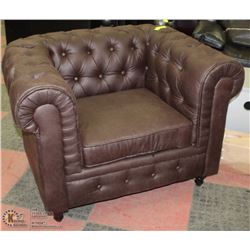 BROWN OVERSIZED ARM CHAIR
