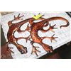 Image 1 : 2 TIN LARGE RUST/BRONZE COLOR TROPICAL GECKO WALL