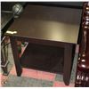 Image 1 : CHERRY COLOR WOOD END TABLE 24X22X14.