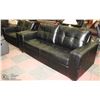 Image 1 : LEATHERETTE BLACK 84" SOFA & 62" LOVE SEAT