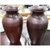 Image 1 : 2 BROWN VASES