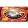 Image 1 : AUSTIN POWERS 1:18 SCALE DIE CAST CORVETTE CAR.