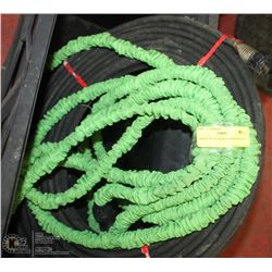2 GARDEN HOSES  ( BLACK AND GREEN)