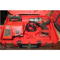 MILWAUKEE M18 FUEL DRILL 2604-20 WITH BATTERY