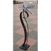 Image 1 : DRAGON FLY METAL LAWN/GARDEN DÉCOR 46" TALL