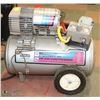 Image 1 : CAMPBELL HAUSFELD 3/4HP AIR COMPRESSOR ON WHEELS