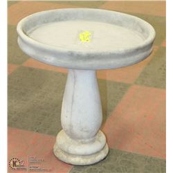 CONCRETE 2 PIECE BIRDBATH 15"X15"