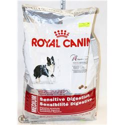 ROYAL CANIN 30LBS SENSITIVE DIGESTIONS DOG FOOD