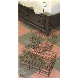 SET OF 2 METAL PLANTERS & BLACK METAL HANGING