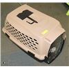 Image 1 : MEDIUM PET CARRIER APPROX 26X17X16.
