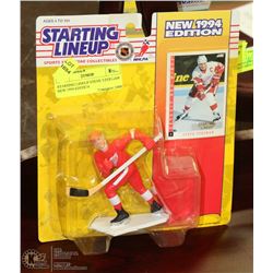 STARTING LINEUP STEVE YZERMAN NEW 1994 EDITION