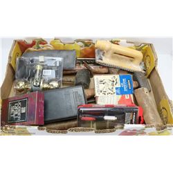 FLAT OF TOOLS INCL HEAVY DUTY SANDING PADS,