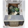 Image 1 : ESTATE BOX OF COLLECTIBLES INCL RADIO.