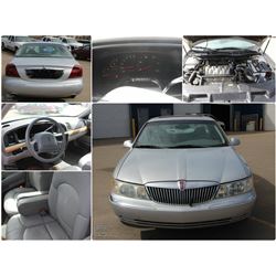 FEATURED ITEM: 2002 FORD LINCOLN CENTINENTAL