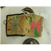 Image 8 : Plateau Corn Husk Bag and Medal
