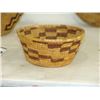 Image 7 : 4 Antique Indian Baskets