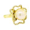 Image 1 : 0.35 ctw Diamond and Pearl Ring - 18KT Yellow Gold