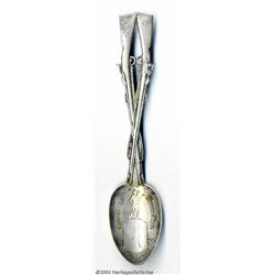 AN AMERICAN SILVER MILITARY SOUVENIR SPOON