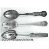 Image 1 : A GROUP OF THREE SILVER WILDLIFE SOUVENIR SPOONS