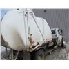 Image 4 : 2005 GARBAGE TRUCK FREIGHTLINER 186,000KM 13,800 HRS C/W RAPID RAIL COMPACTOR