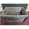 Image 2 : Wooden Crate - Drewrys (Manufactured by Thorkelson the Master box maker, Winnipeg, Canada)