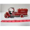 Image 2 : Ertl Collectibles-Texaco 1919 GMC Tanker Truck Collector Series17 Coin Bank