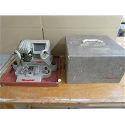 Mansfield Deluxe "Little Gem" Film Viewer and Editor Model M-98 & 16 MM- Plugs in-works