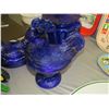 Image 2 : Cobalt Blue Hen On A Nest Roaster On Nest and Cookie Jar